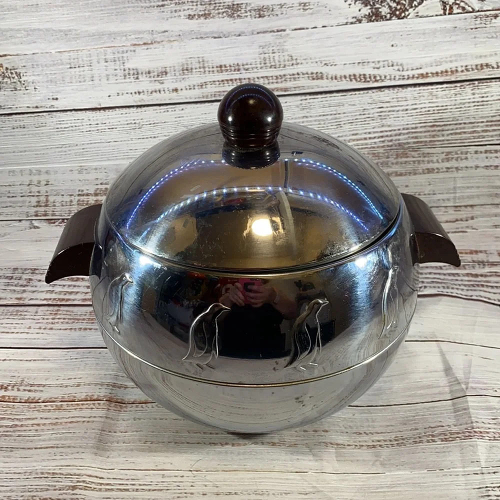 Penguin Hot/Cold Server Mid Century Ice Bucket With Bakelite Handles